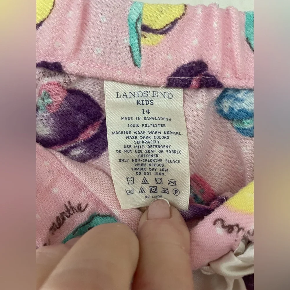 Lands End pink flannel feeling wide leg drawstring pajama pants, macaroons;14